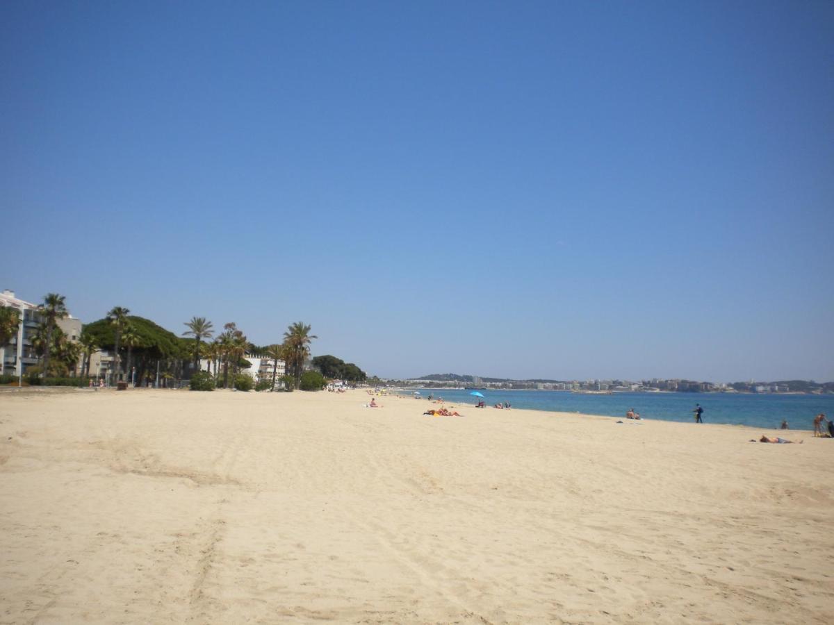Apartamentos Colibri Cambrils Kültér fotó